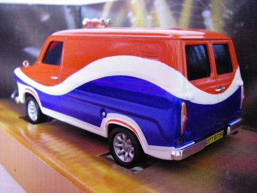 Vanguard 1:43 Ford Transit Mk1 Van VA06614 in original windowed box.