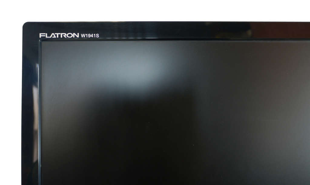 LG Widescreen LCD Monitor 19 inches 19` W1941S-PF