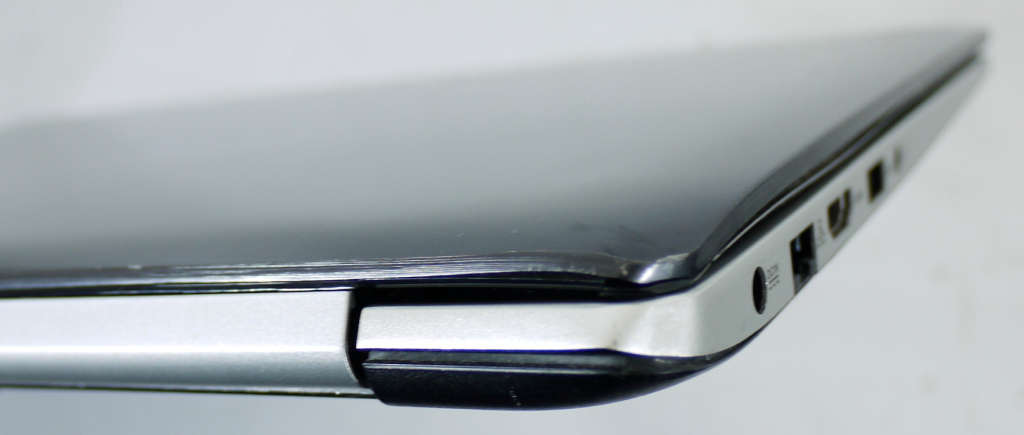 ASUS Ultrabook Touch screen - i5 4200U, 4GB RAM, 1 TB Storage (Battery NOT INCLUDED)