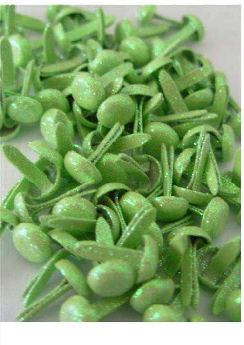 SMALL GREEN SUGAR BRADS - 4mm (20 per packet)