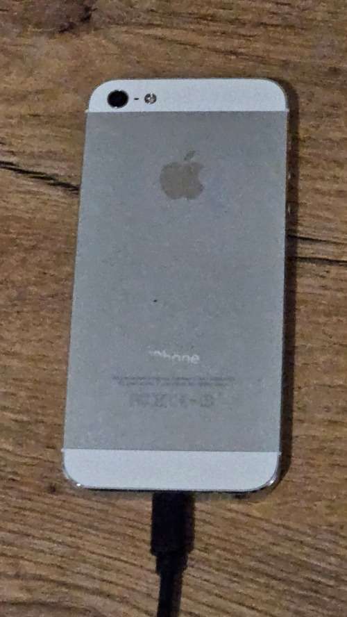 Apple iPhone 5