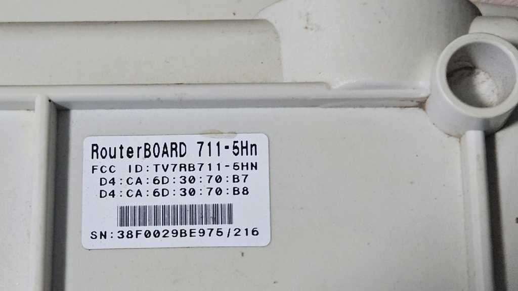 Mikrotik RB711-5hn in Poynting Enclosure with POE Injector
