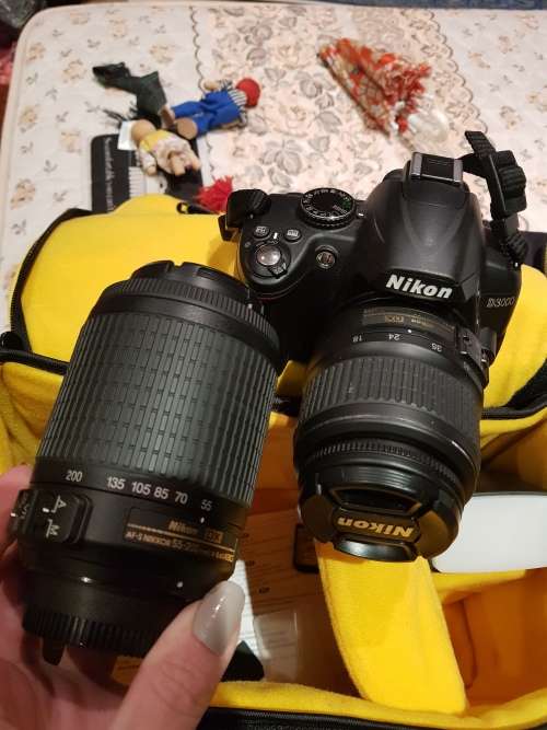 Nikon D3000