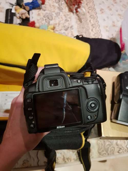Nikon D3000