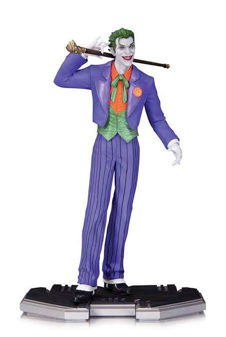 JOKER STATUE