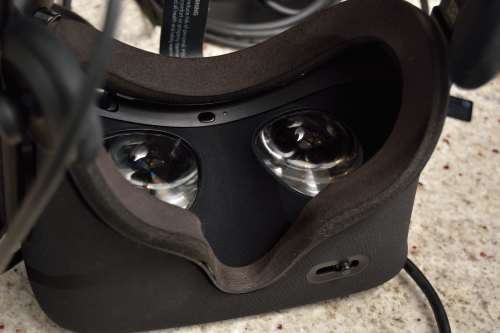 Oculus Rift  and touch controllers set