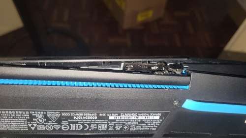 Dell Inspiron G3 15 3590 Gaming, i7-9750H, 256GB NVMe SSD +1TB HDD, 16GB DDR4, GTX 1650 4GB (READ!)