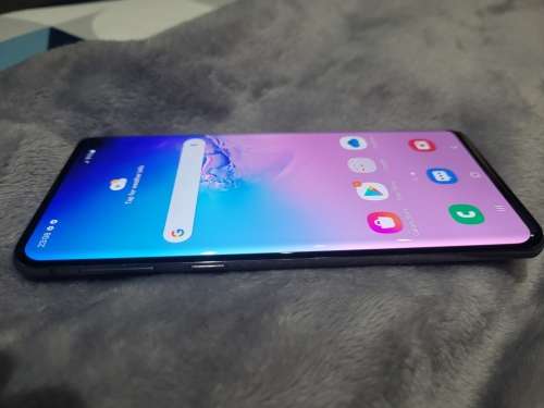 Samsung Galaxy S10 128GB [MINT CONDITION]