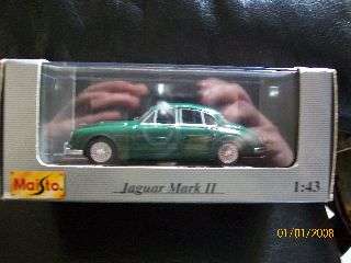 Maisto Classic Collection - Jaguar Mark II