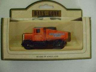 Lledos Days Gone - The Circus Big Top Collection - 1937 Scammell Tractor 'Bertram Mills Circus'