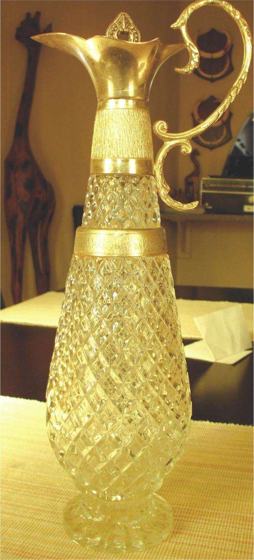 Beautiful Chrystal Decanter