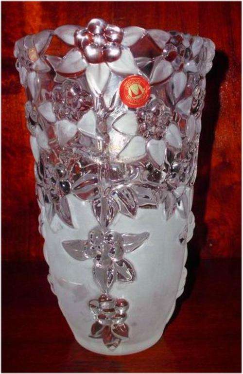 Stunning Crystal Lead Glass Vase