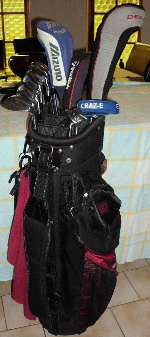 Set of Mizuno Golf Clubs & Bag