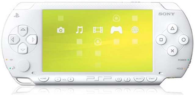 ** L@@K ** LIMITED EDITION 4GIG WHITE PSP 1000 MEGA PACKAGE DEAL ***