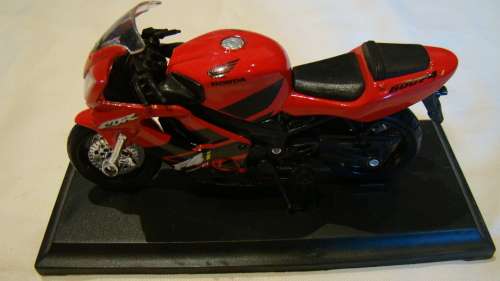 MAISTO ===HONDA CBR600F 41