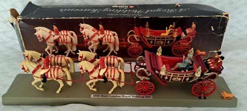 Corgi Royal State Landow