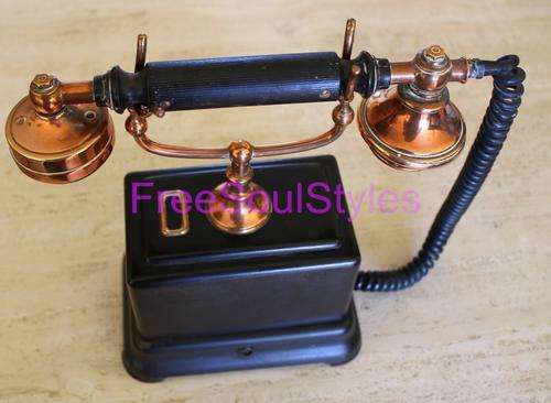 Beautiful Antique Phone (FOR KOSMOSD69 ONLY)