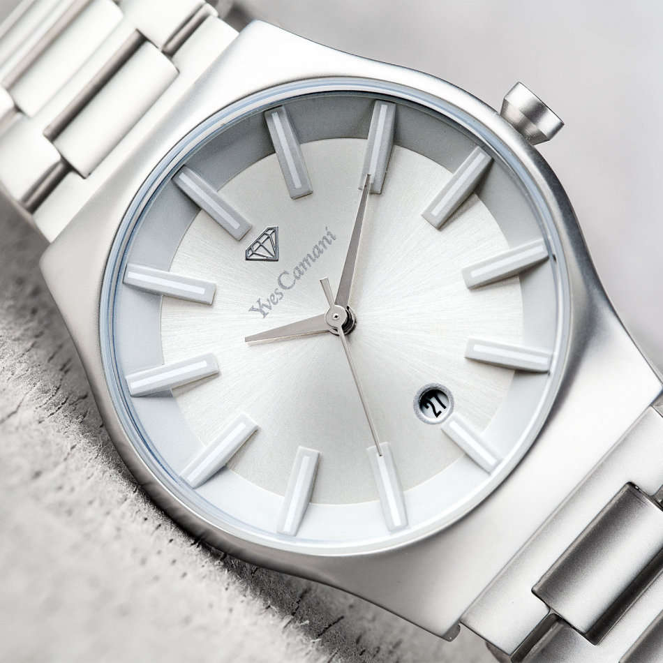 **R1 Auction** YVES CAMANI Louanne Ladies Watch Stainless Steel Date Display watch