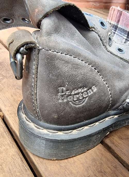 Dr Martin`s fold over boots- rare find