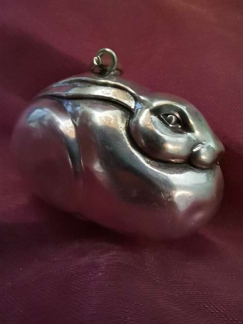 Sterling Silver Bunny pendant