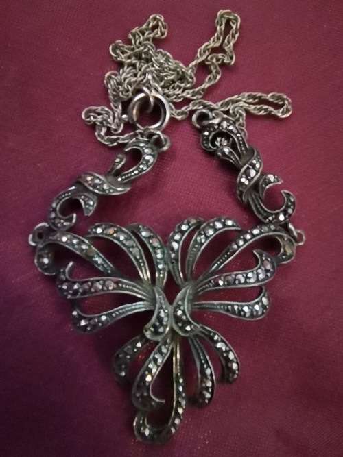 Beautiful Sterling silver 50s necklace