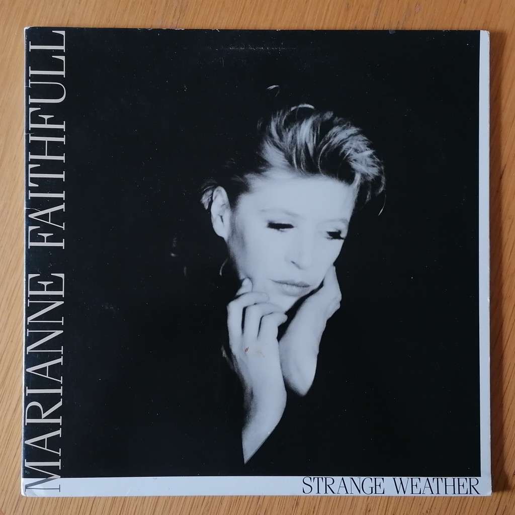 Marianne Faithfull - Strange Weather LP/Album (1987 US import) VG+/VG+