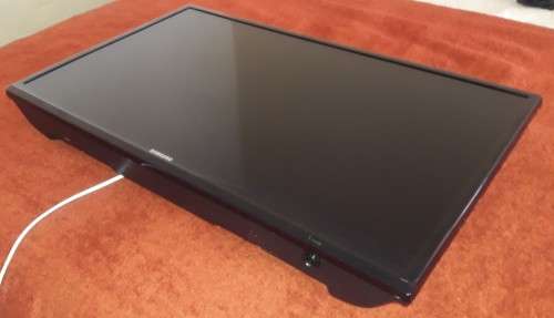 Late Entry: Samsung 32` TV + Apple TV