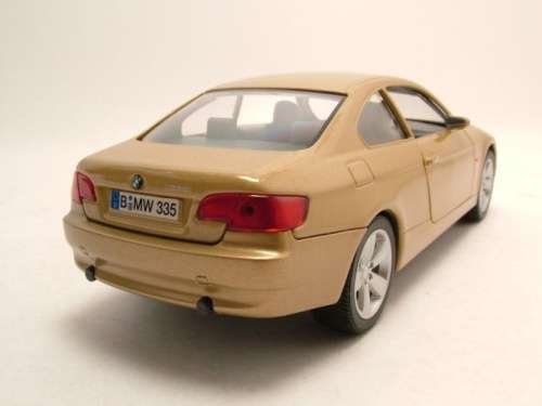 BMW 335i Coupe (E92) 2007 gold 1/24 Road Signature NEW+boxed  #2131 instant wheels