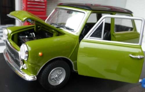 Mini Cooper Mk.3 1300 Innocenti green+black 1972 1/24 IXO NEW  #2134 instant wheels