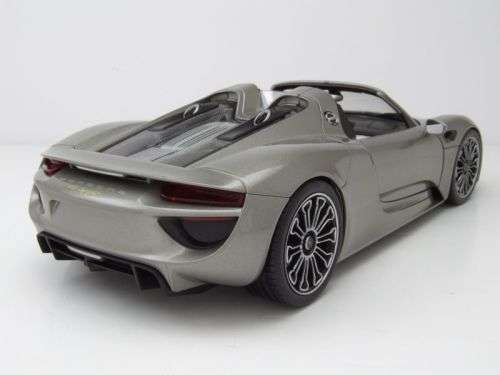 Porsche 918 Spyder 2012 (open) silver 1/24 Welly NEW+boxed  #2148 instant wheels