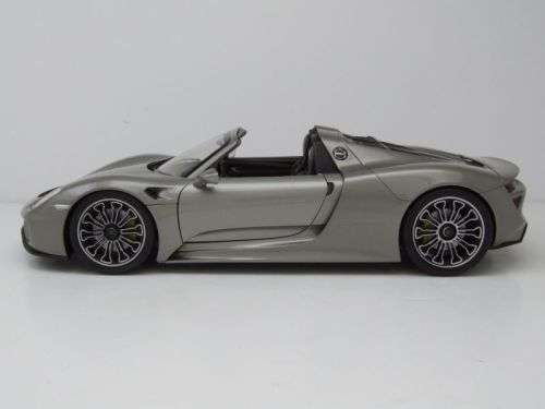 Porsche 918 Spyder 2012 (open) silver 1/24 Welly NEW+boxed  #2148 instant wheels