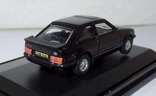 Ford Escort XR3i 1986 black 1/76 Oxford NEW+boxed  #7606 instant wheels