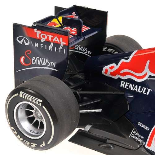 RB7 Red Bull Racing F1 RB7 SVettel 2011 1/18 Minichamps NEW+boxed FREE shipping #8121 instant wheels
