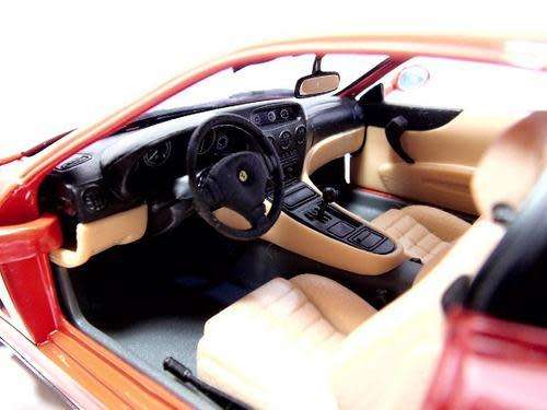 Ferrari 550 Maranello 1996 1/18 HotWheels NEW+boxed  #8534 instant wheels