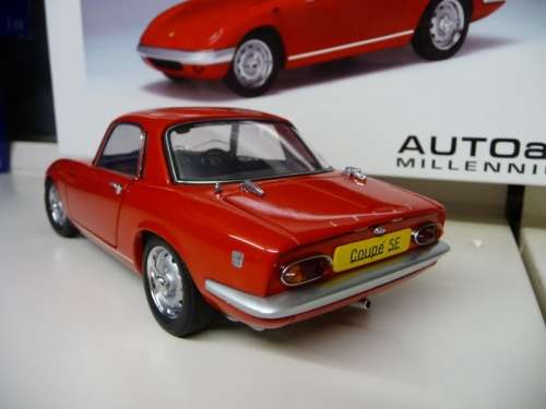 Lotus Elan S/E S3 1968 red, AUTOart, NEW+boxed, FREE delivery ex SA stock #8607 instant wheels
