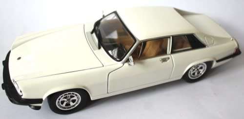 Jaguar XJS coupe 1975 white 1/18 RoadSignature NEW+boxed FREE delivery #8647 instant wheels