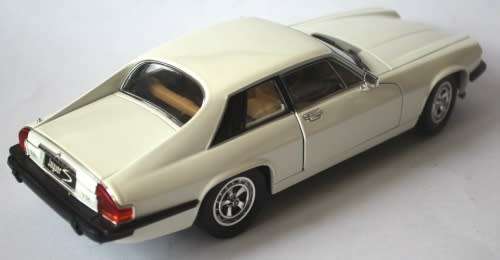 Jaguar XJS coupe 1975 white 1/18 RoadSignature NEW+boxed FREE delivery #8647 instant wheels
