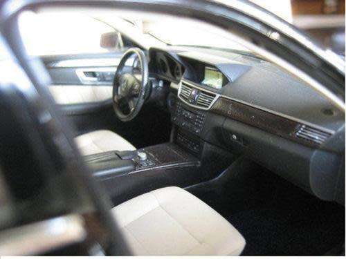 Mercedes-Benz E-Class T-Model silver 2010 NEW+boxed FREE delivery ex SA stock #8728 instant wheels