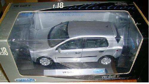 Volkswagen Golf V 2007 silver 1/18 Welly NEW+boxed FREE delivery #8943 instant wheels