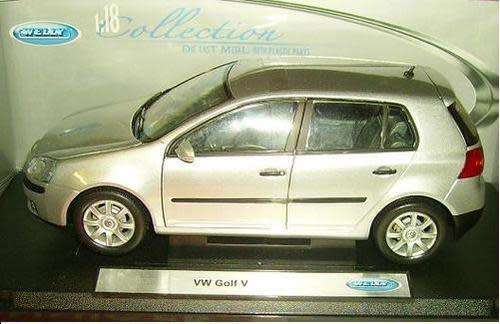 Volkswagen Golf V 2007 silver 1/18 Welly NEW+boxed FREE delivery #8943 instant wheels