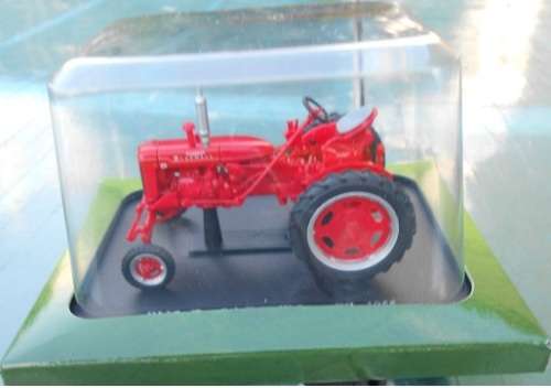 IH McCormick Farmall Super FC 1955 1/43 UH NEW+boxed   #4053 instant wheels