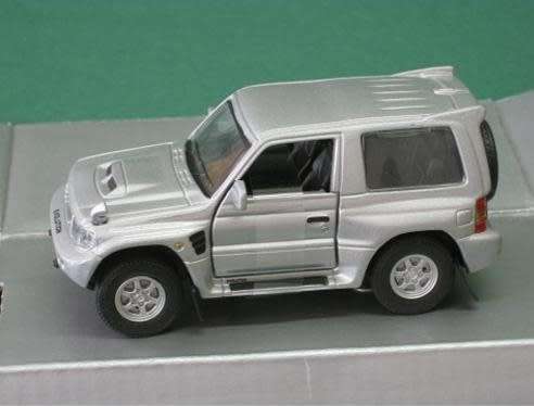 Mitsubishi Pajero Evolution 4x4 1/43 Hongwell NEW+boxed free delivery #4711 instant wheels
