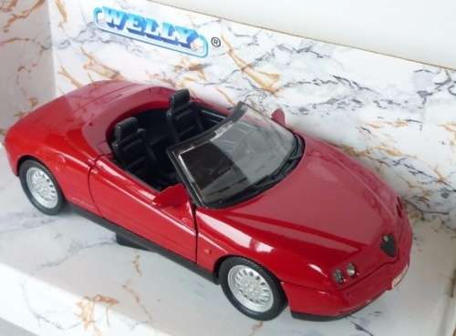 Alfa Romeo Spider 1966red 1/32 Welly NEW+boxed  #3208 instant wheels