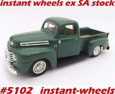 Ford F-1 Pick-Up 1948 green RoadSignature NEW+showcased FREE delivery #5102 instant wheels