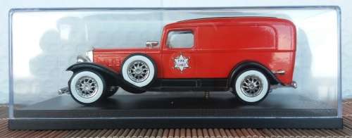 Cadillac V16 Firechief van 1931 red 1/43 Solido NEW+showcased FREE delivery #5094 instant wheels