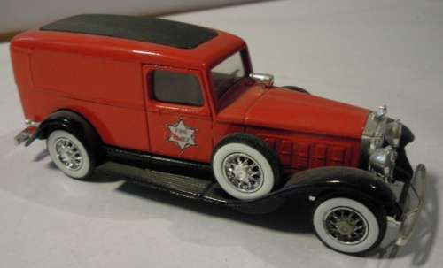 Cadillac V16 Firechief van 1931 red 1/43 Solido NEW+showcased FREE delivery #5094 instant wheels