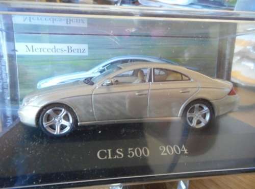 Mercedes-Benz CLS 500 2004 silver 1:43 IXO NEW+boxed  #5324 instant wheels