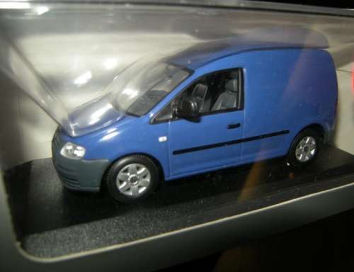 Volkswagen Caddy Panelvan 2005 blue 1/43 Minichamps NEW+boxed  #5424 instant wheels