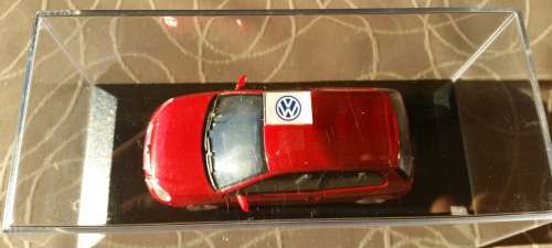 Volkswagen Polo 2005 red 1/43 Minichamps NEW in Dealer-Box  #5446 instant wheels