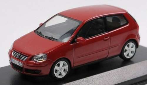 Volkswagen Polo 2005 red 1/43 Minichamps NEW in Dealer-Box  #5446 instant wheels